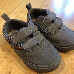 Old Navy Toddler boy shoes
